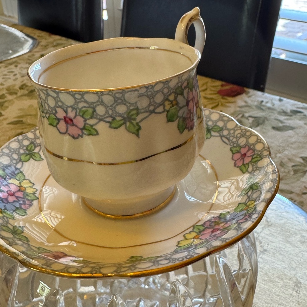 Royal Albert Crown China Teacup and Saucer - Picture 1 of 7